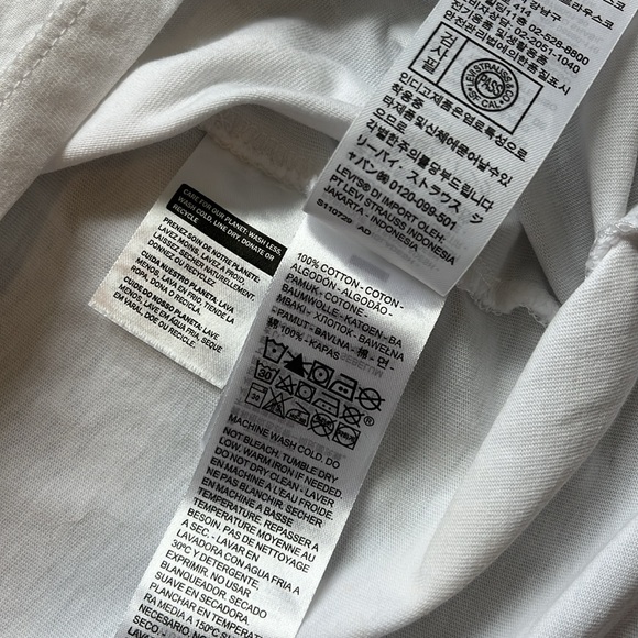 LEVIS tee - Picture 7 of 7